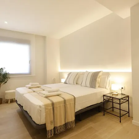 Bravissimo Carrer Sol, Monthly * 지로나